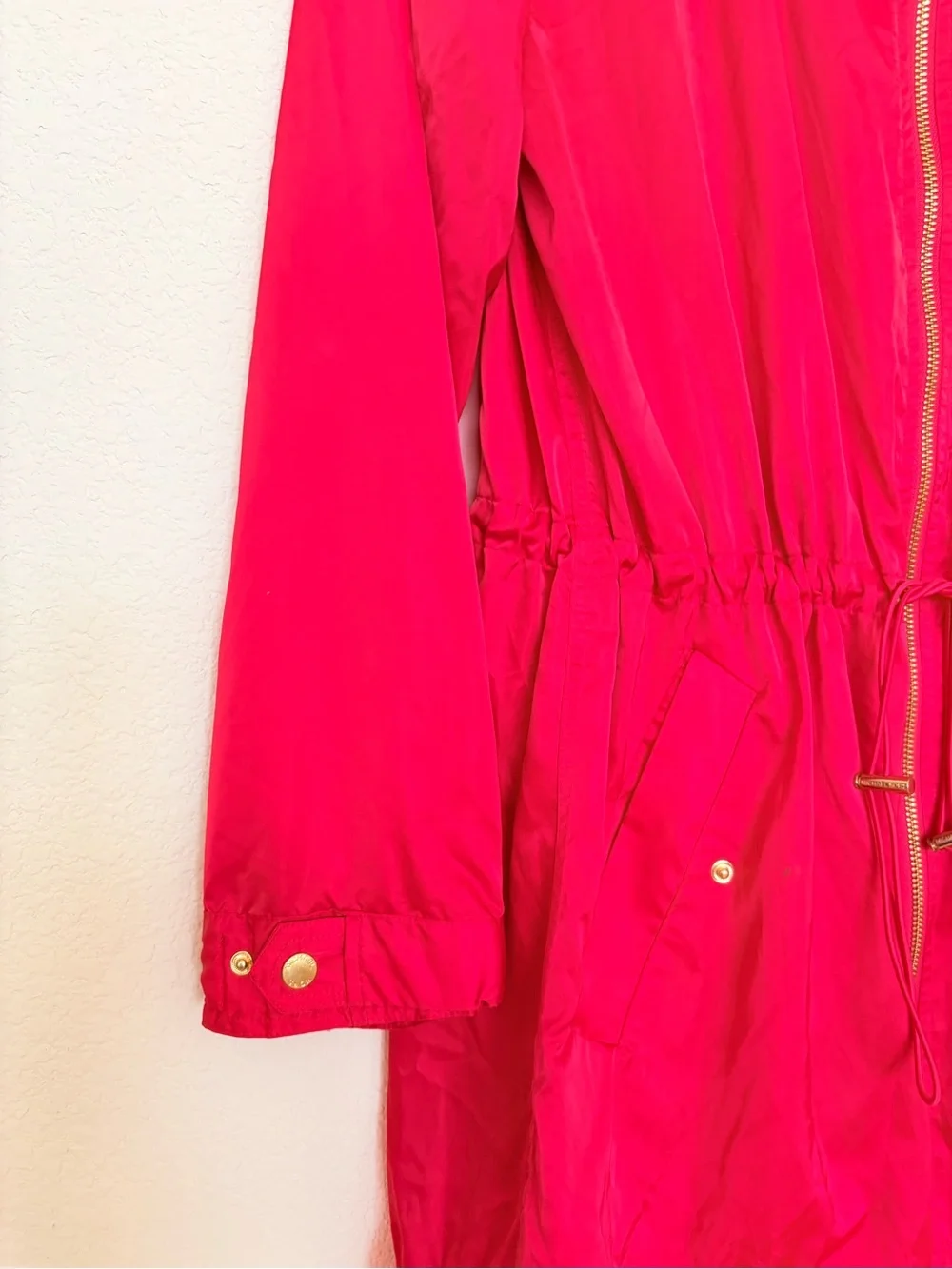 Michael Kors Vibrant Red Lightweight Hooded Waist Drawstring Windbreaker M